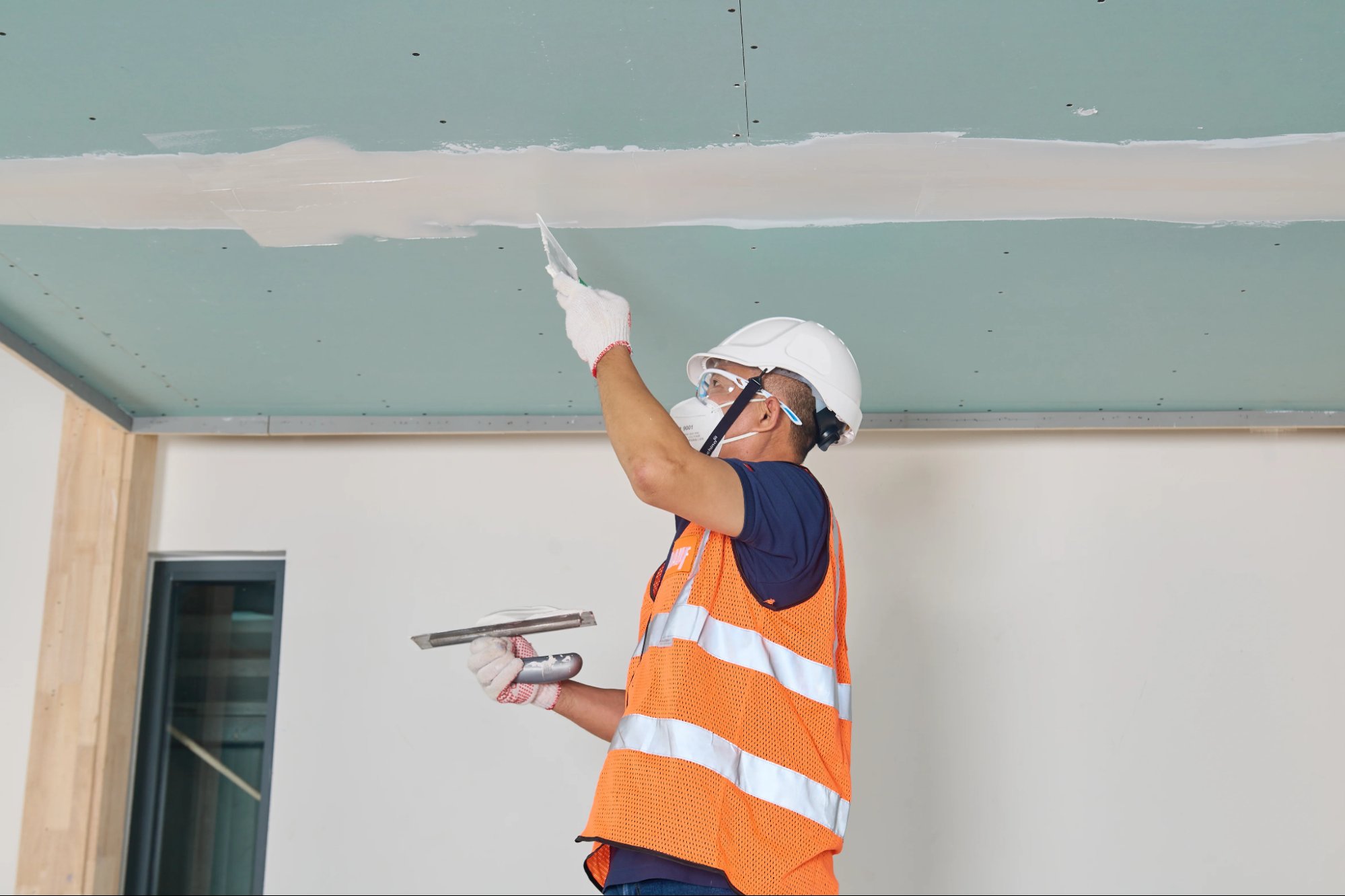 tran thach cao ban cong 01